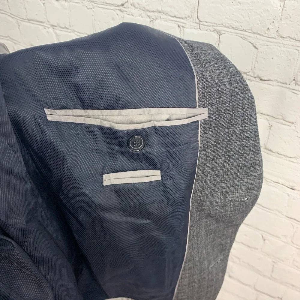 Hugo Boss Vintage Gray Plaid Wool Sport Coat